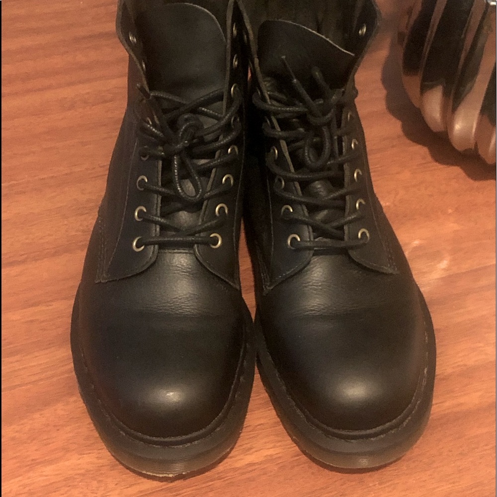 Dr. Martens Men's Leather Boot Size 13